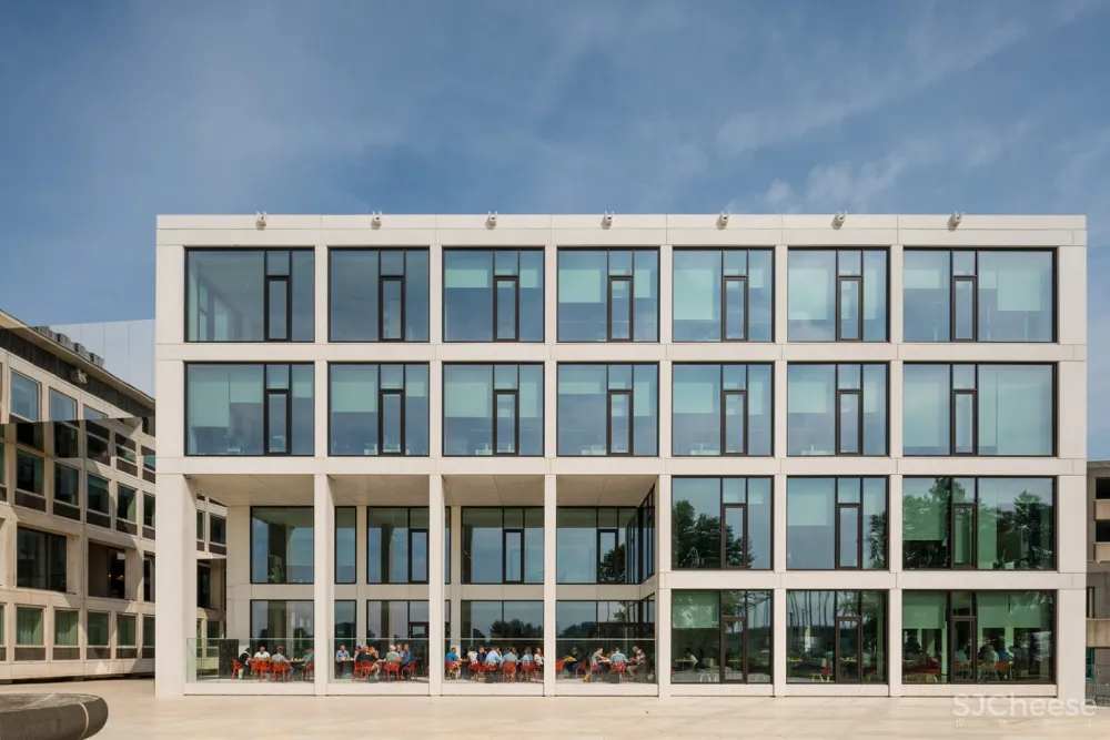 Gelderland省政厅，荷兰 / Team V Architecture