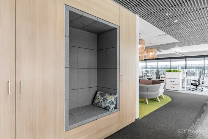 波兰全球管理咨询公司办公室设计