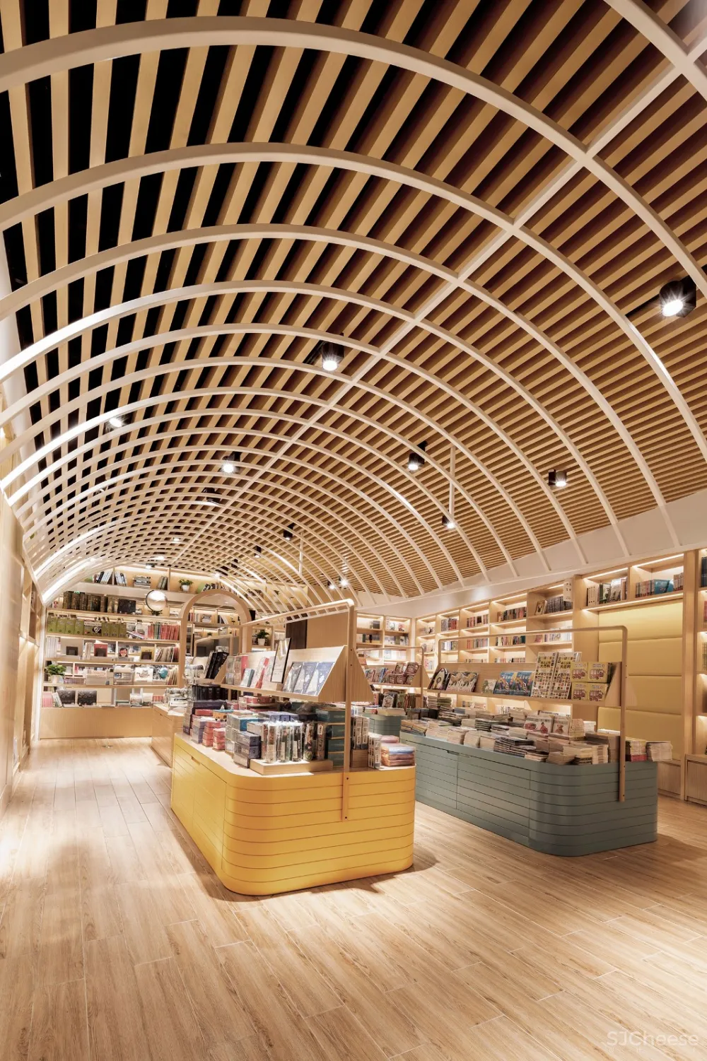 言几又王府井中环店,北京 / 峻佳设计 首