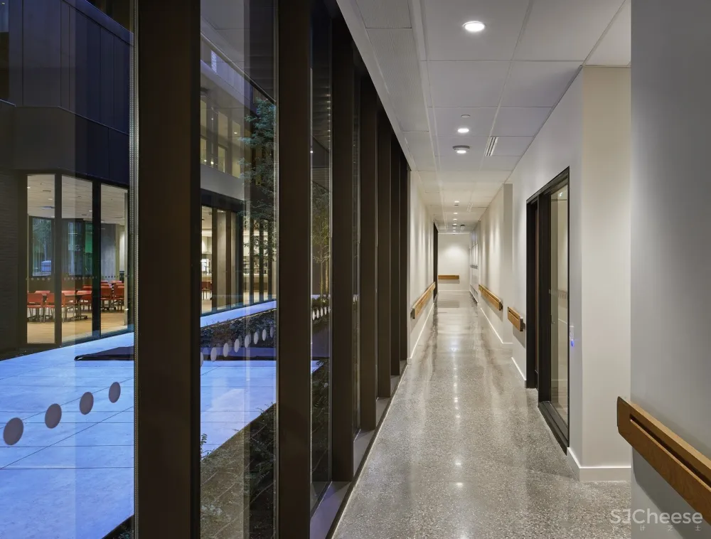 多伦多凯西健康护理中心,为艾滋患者提供希望空间 / Hariri Pontarini Architects