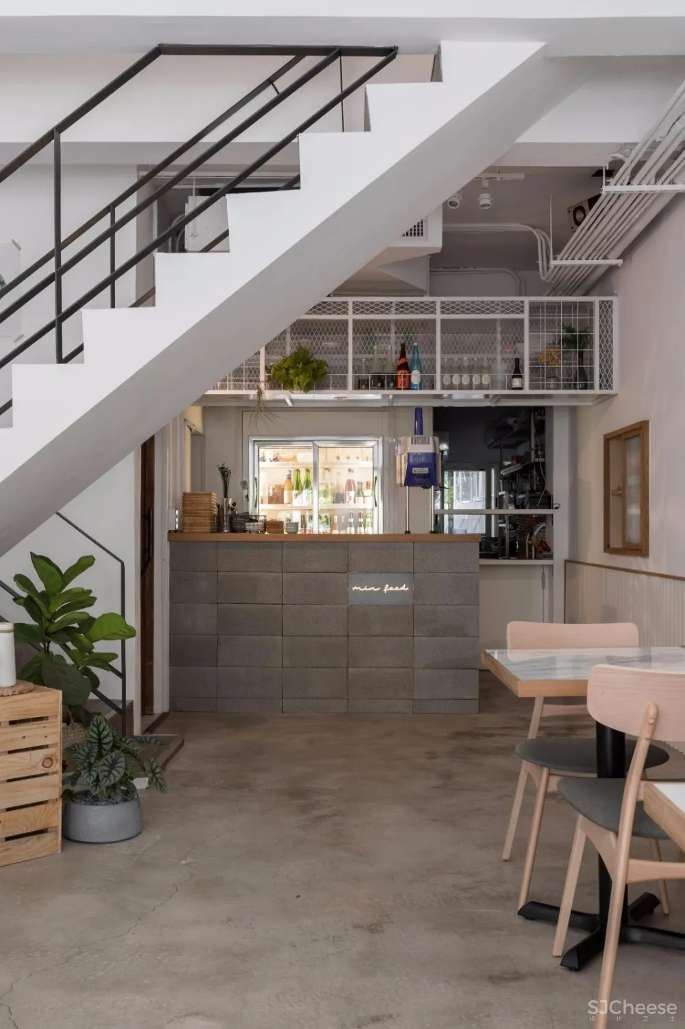 首发 | 大胆的色彩表达 STUDIO11设计明斯克办公空间