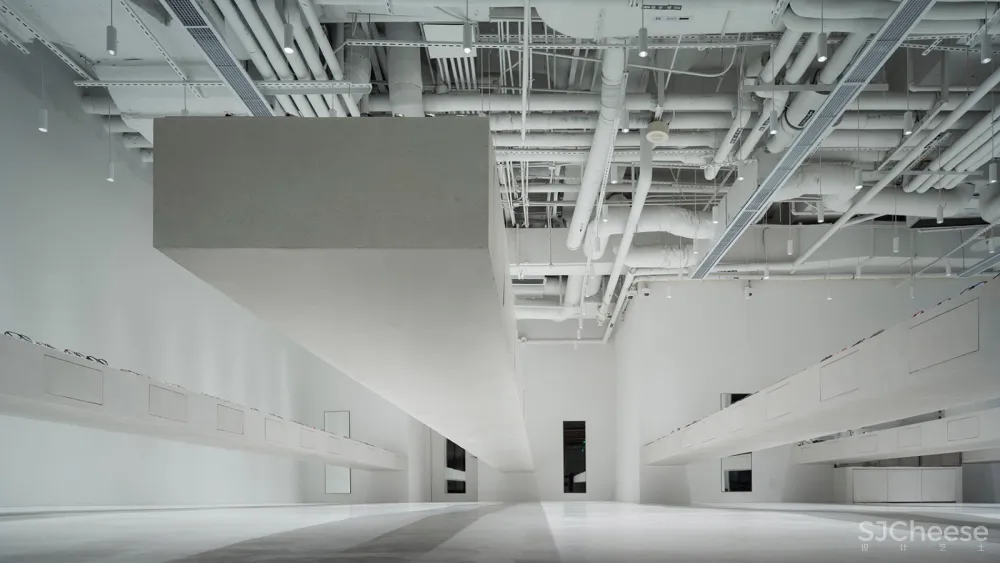 石上纯也建筑事务所:JINS上海环球金融中心店