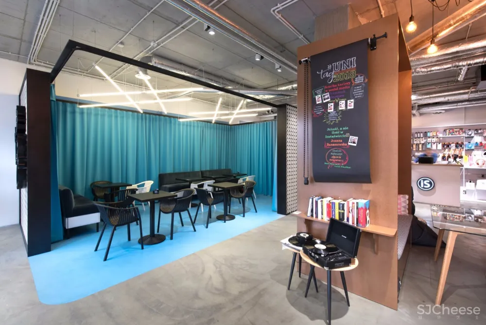 华沙#tag多功能创意咖啡厅 | mode:lina™