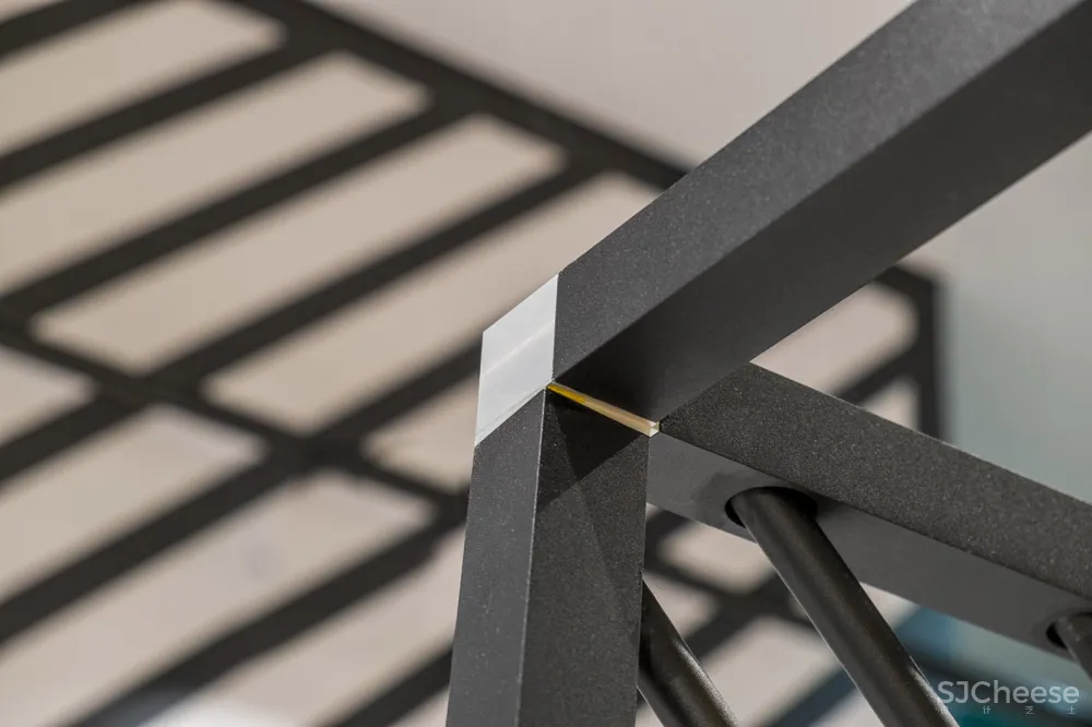 Nefa Architects：俄罗斯 Nizhny Novgorod机场候机室 首