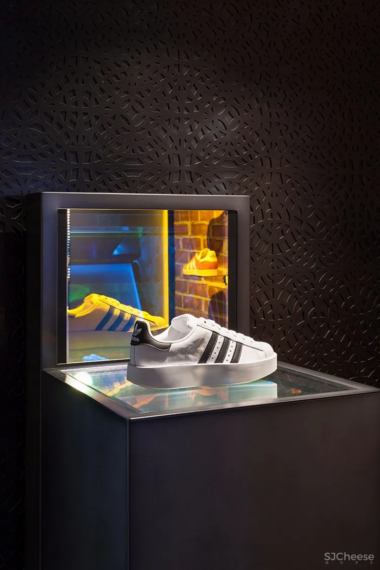 ADIDAS X CNCPTS,运动潮人朝圣圣地