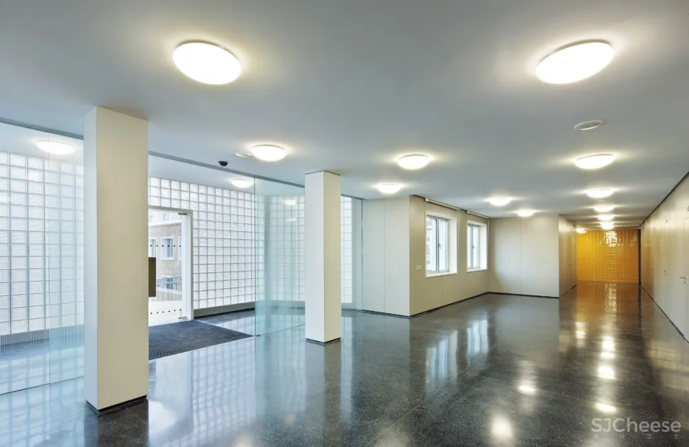 restoration of hermanos laulhe ambulatory center 1954