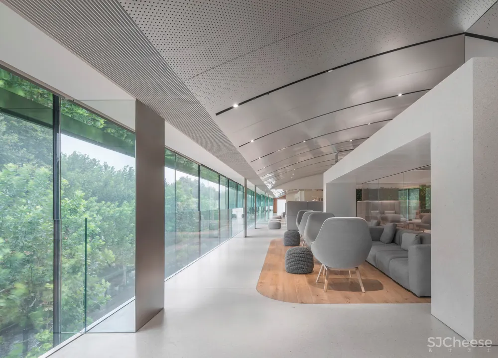 NIO蔚来旗舰展厅，杭州 / SHL 首