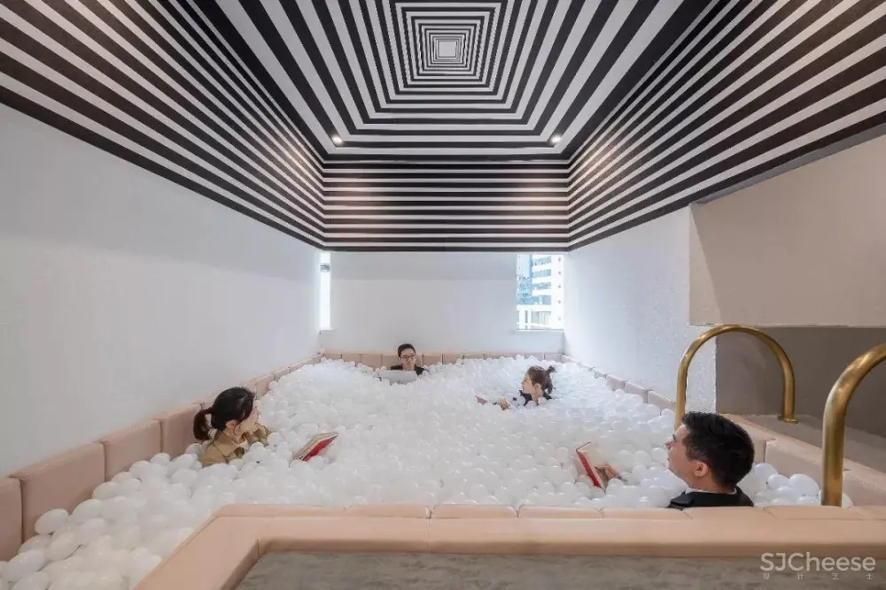 创意女神李想：办公室，竟美成了人人爱的艺术馆，惊艳深圳！