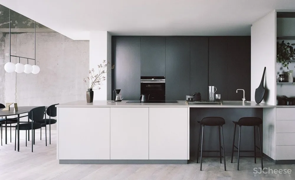 首发 | 时髦而现代的工业设计感 Manhattan阁楼花园酒店 首