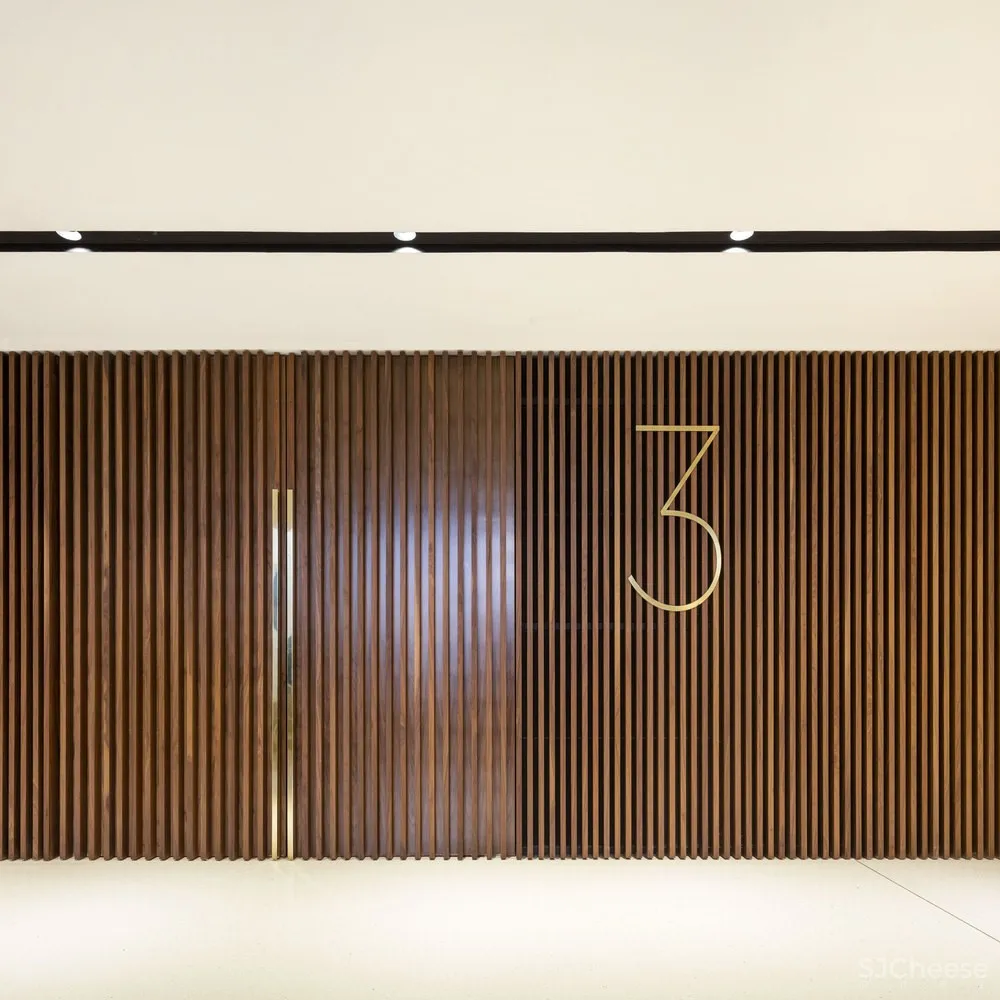 勒克斯公园酒店 / Arquitectos Aliados + PROMONTORIO