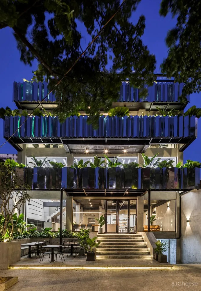 Sanuki Daisuke architects：越南年轻创业者的办公空间