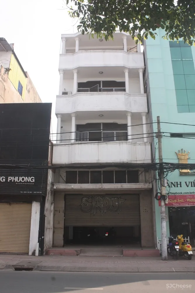 Rin 婚礼工作室 / District 1 Architects