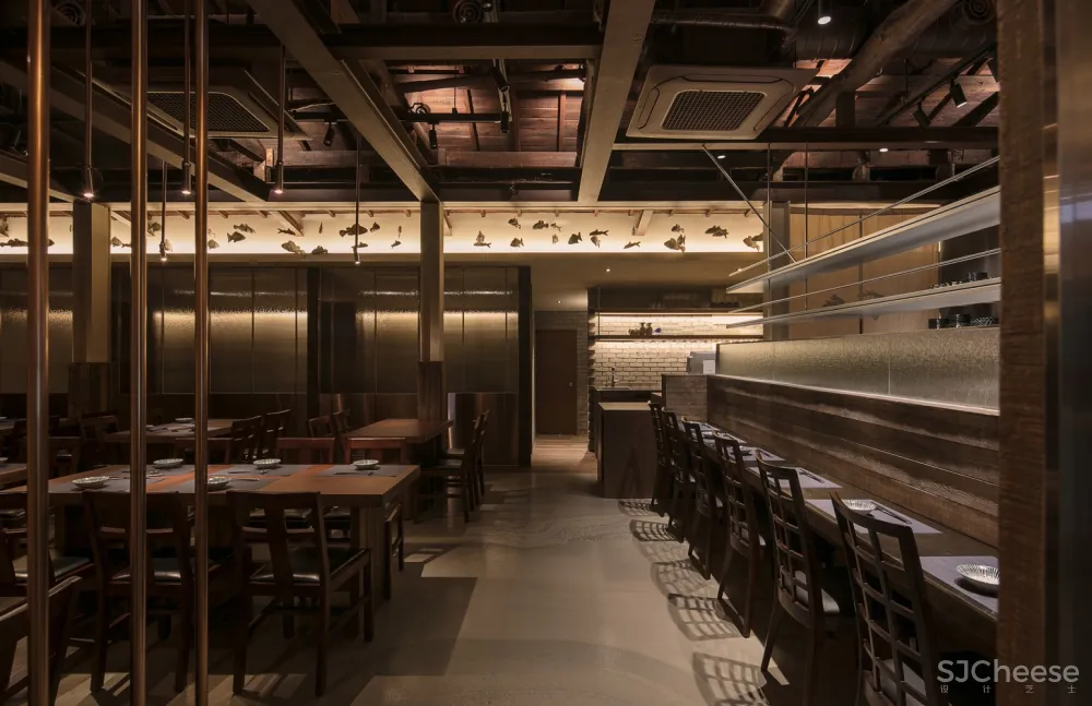 传统木结构餐厅 | GwangHwaMunHaeMul 首