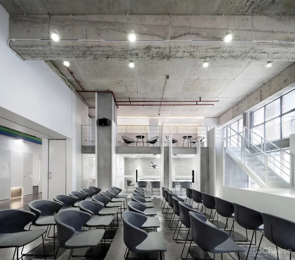 黑家设计:广东 兆阳O立方热点实现社 首