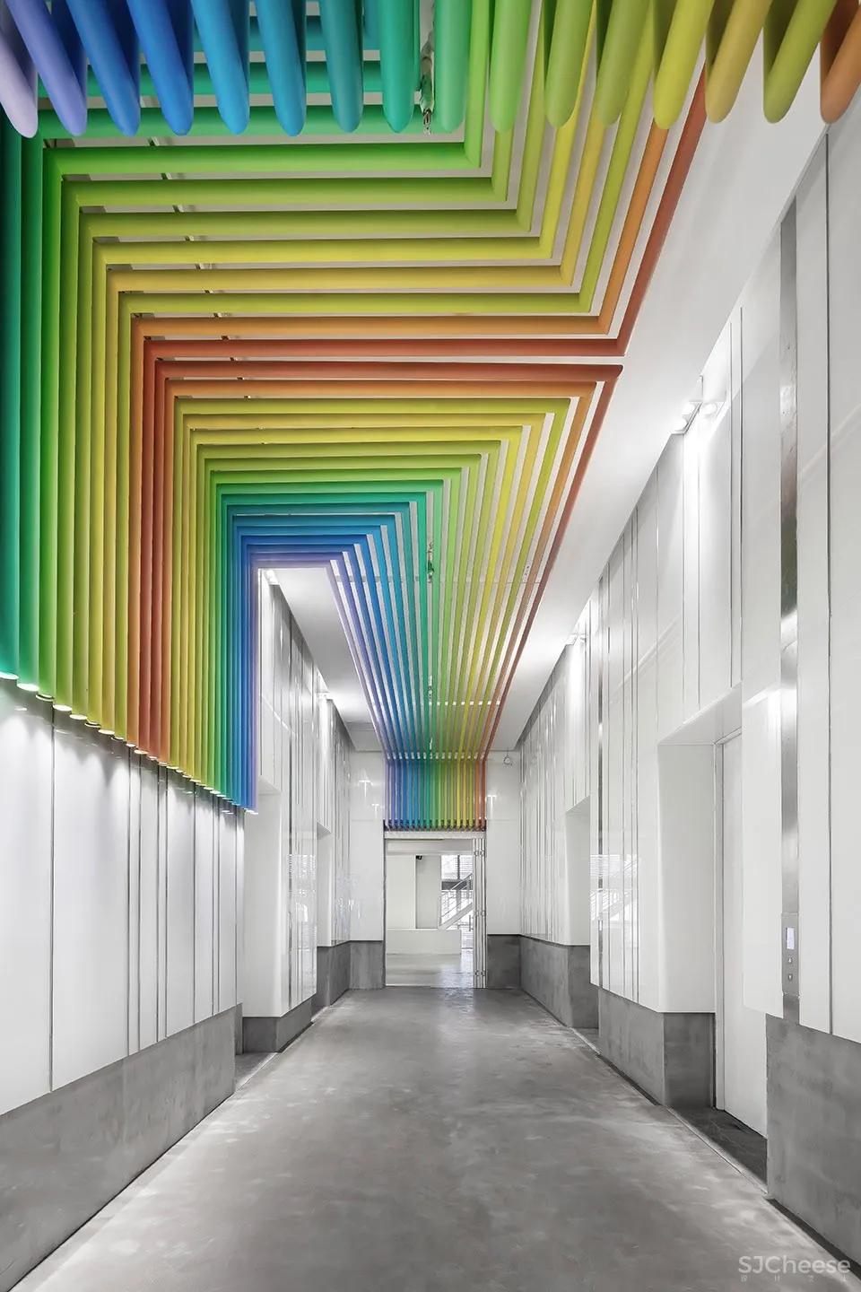 黑家设计：广东 兆阳O立方热点实现社 首