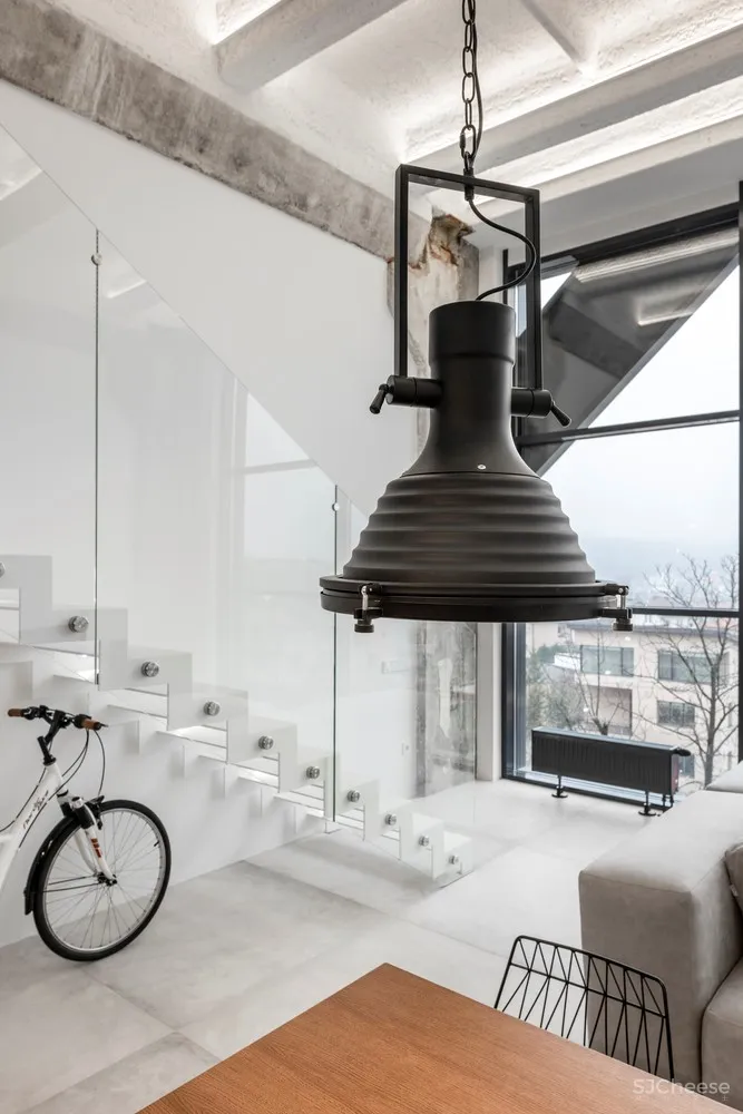 首发 | IDwhite 简约的工业阁楼公寓