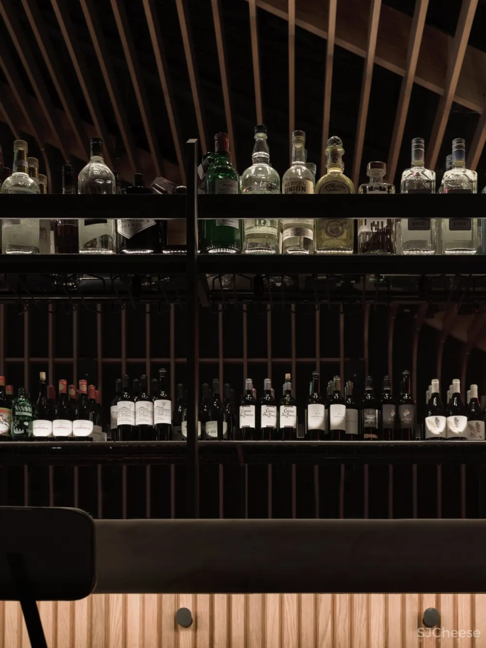 创造温暖的质感：巴塞罗那Boqueria tapas酒吧 首