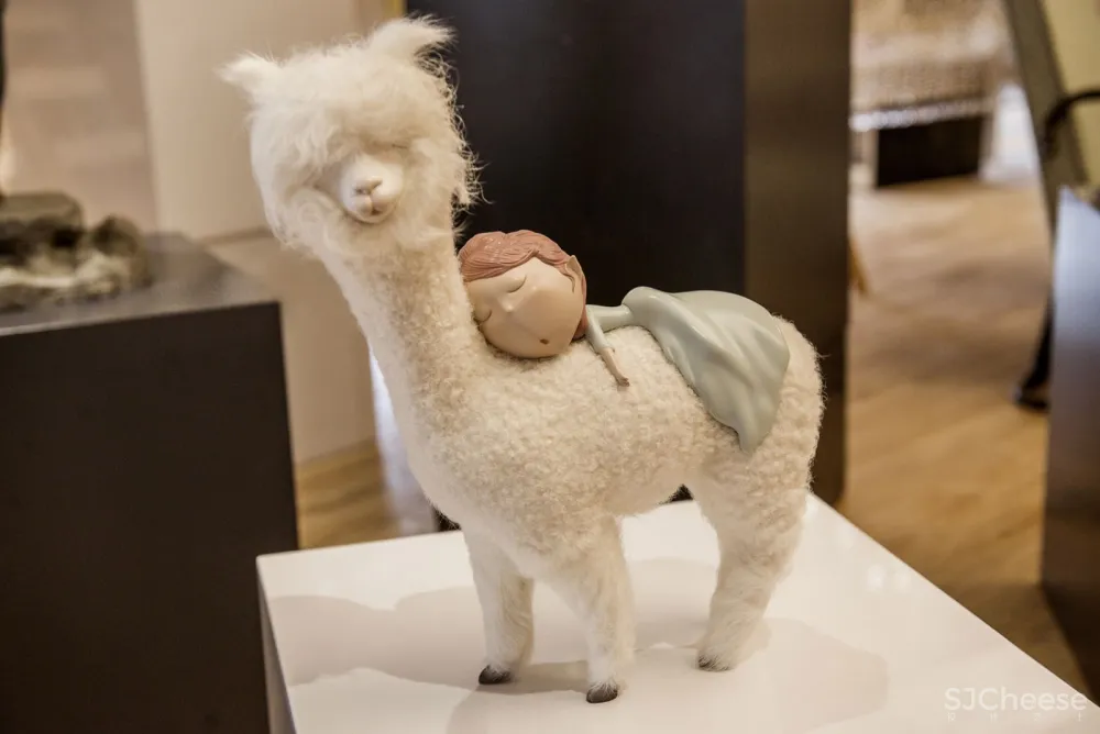 言几又王府井中环店,北京 / 峻佳设计 首