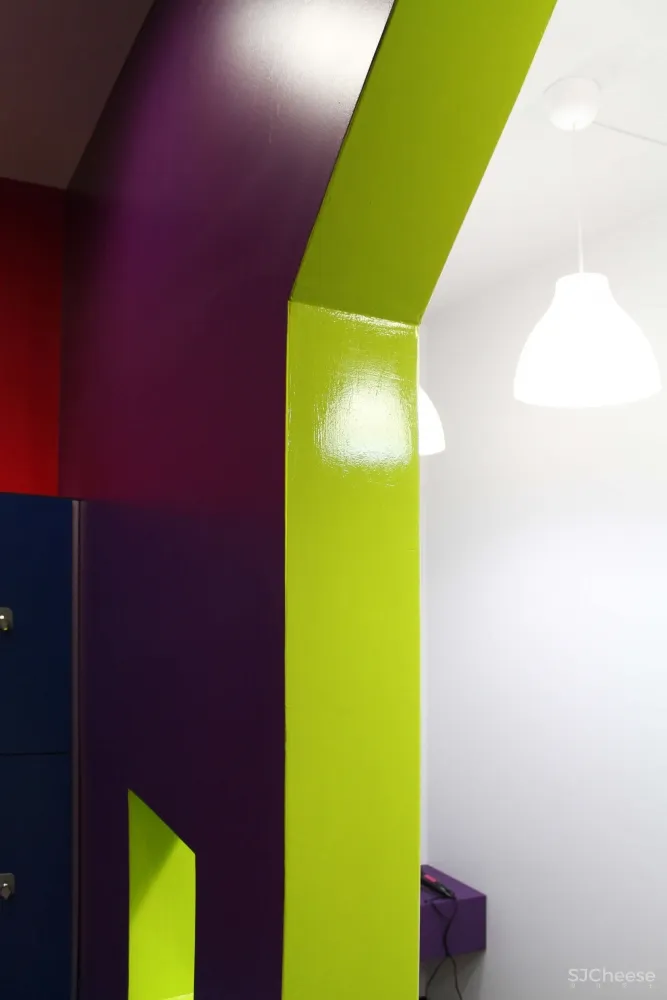 [俱乐部] Kalorias Club Children Dressing Room