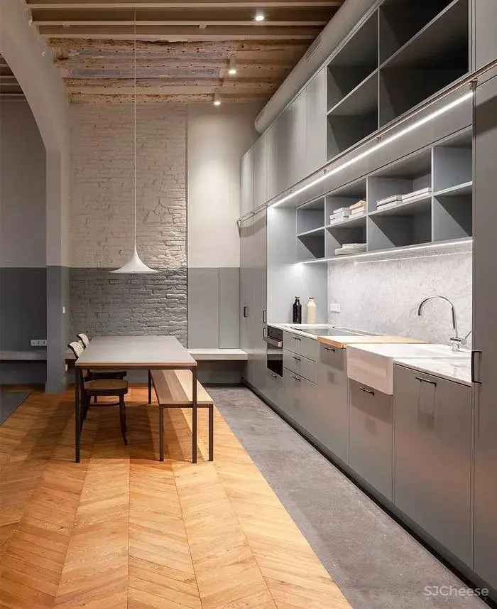 西班牙:空间的破败与精致,严谨与多变 西班牙:空间的破败与精致,严谨与多变