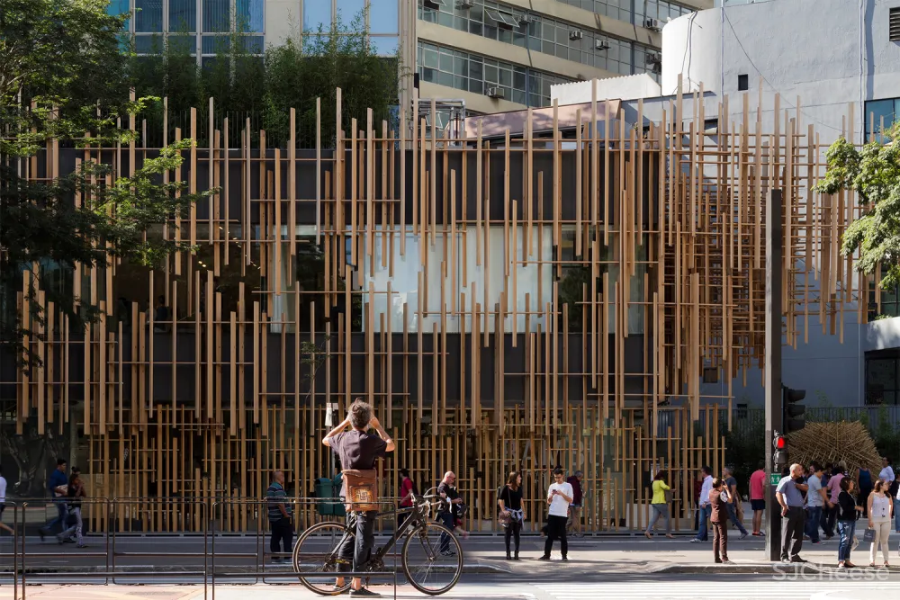 隈研吾+FGMF 新作“圣保罗日本屋”,将巴西和日本的传统材料融合