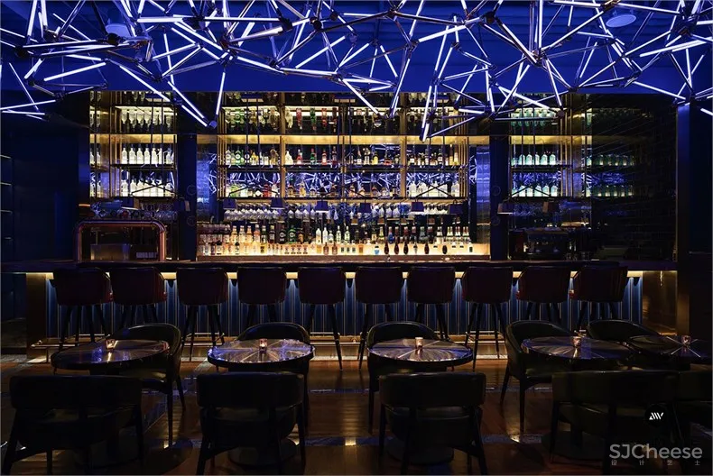 酒吧2.jpg 偏离设计:LARGEIGHT美食酒廊设计