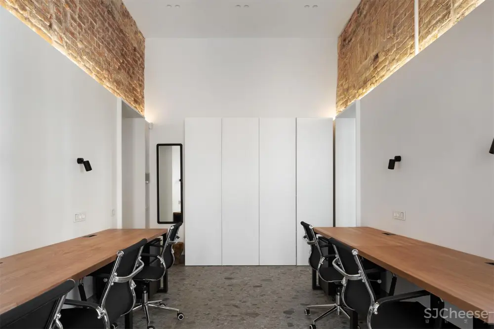 立陶宛维尔纽斯世界遗产改造白色办公室