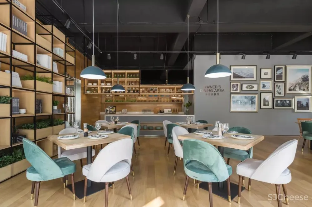 TCD创思国际建筑 | 释放压力的咖啡馆