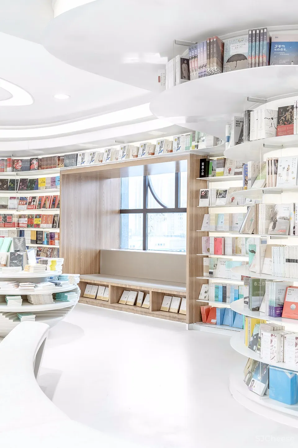 Wutopia Lab 俞挺新作： 西安钟书阁 - 云中天堂 首