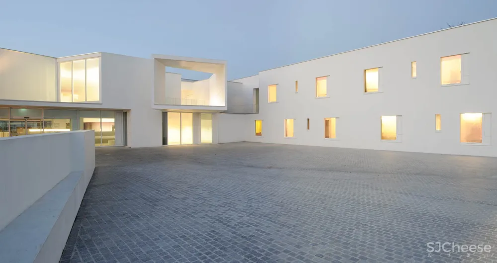 个床位的养老院 法国