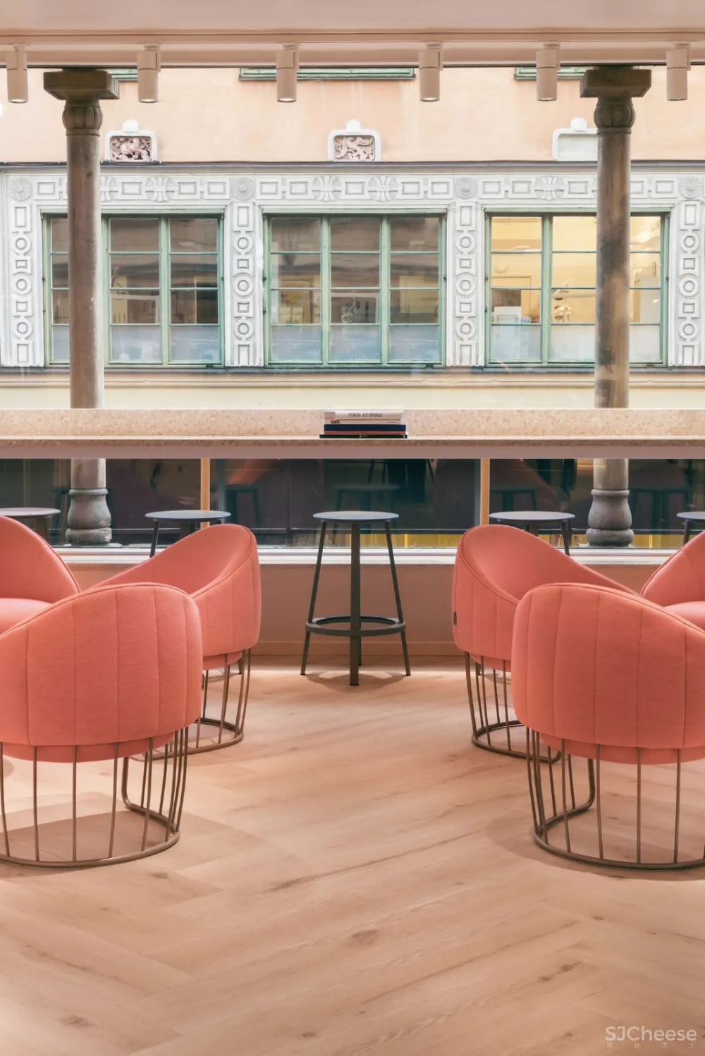 首发 | 时尚界的美学体验 GINA TRICOT 概念店