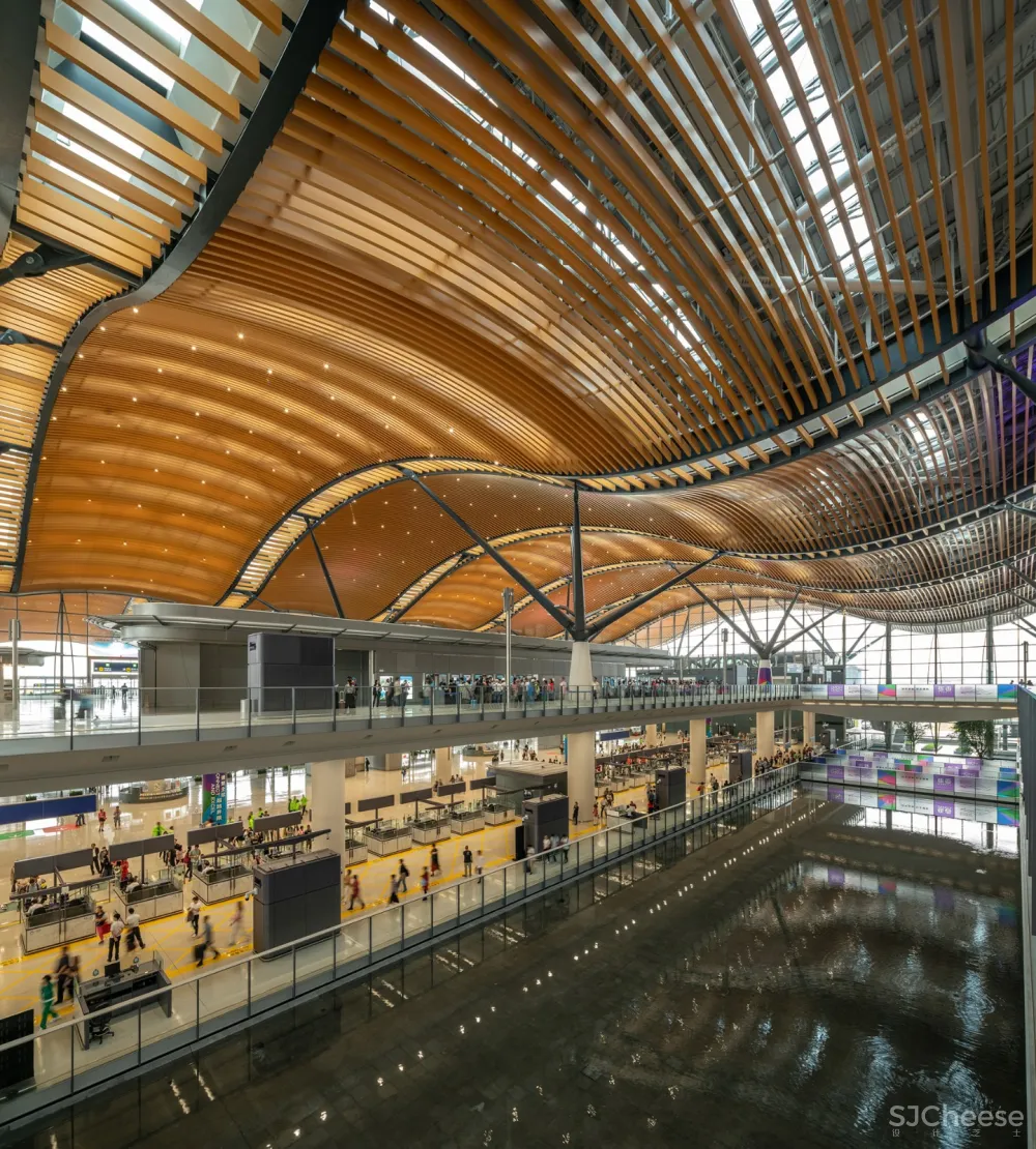 Aedas与RSHP共同完成港珠澳大桥香港口岸旅检大楼设计