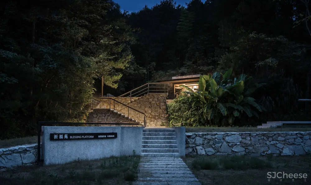 安徽太阳乡财神庙 / 傅英斌