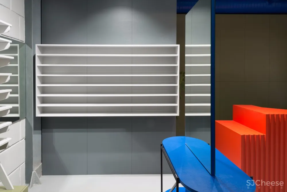 P.Y.E商店/ Flacon 2.0 首