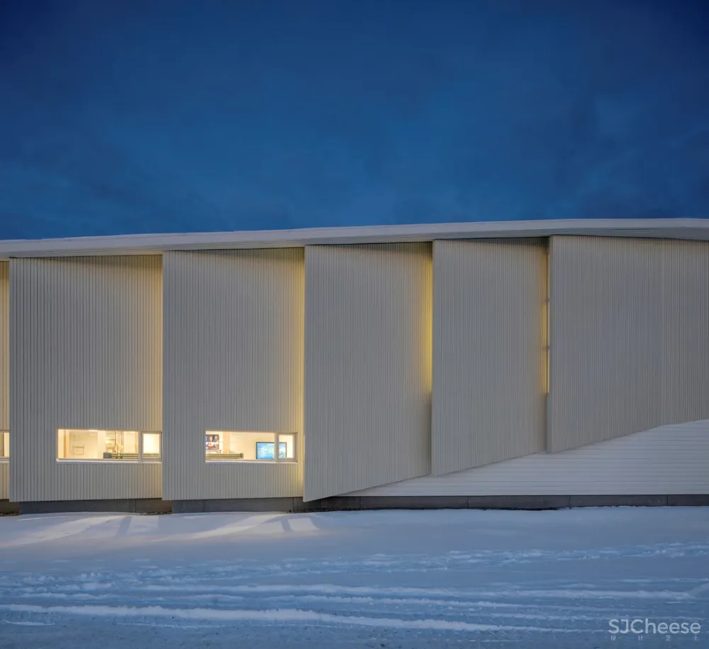 格里姆斯塔德图书馆 / Helen & Hard