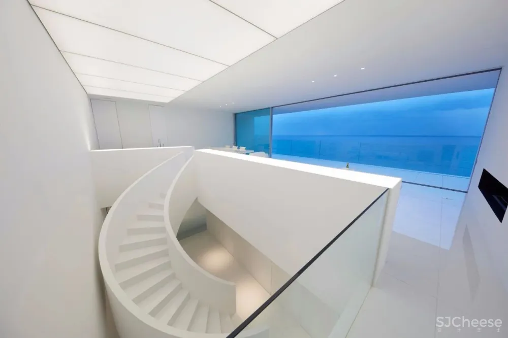 极简大师丨如何将白色做出空灵的境界