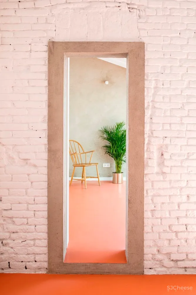 90㎡巴塞罗那不规则住宅 | CRÜ