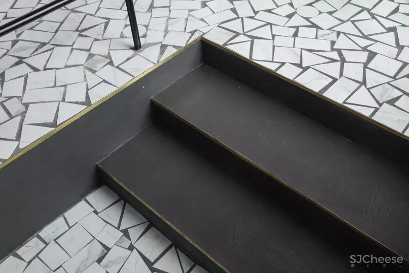 VIZOR游戏公司明斯克上世纪苏联风办公室设计