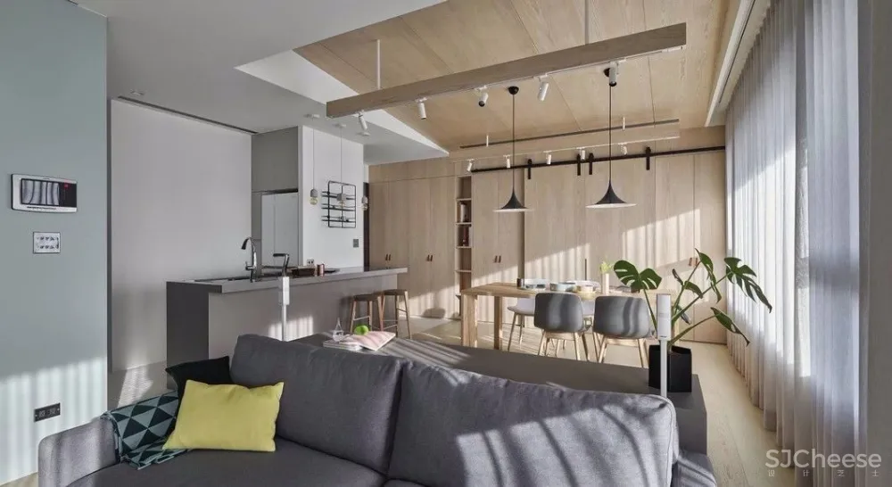 简单木色调丨刚刚好的温馨暖宅