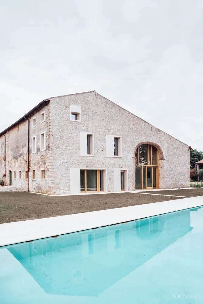 studioWOK：意大利极简清新别墅 首