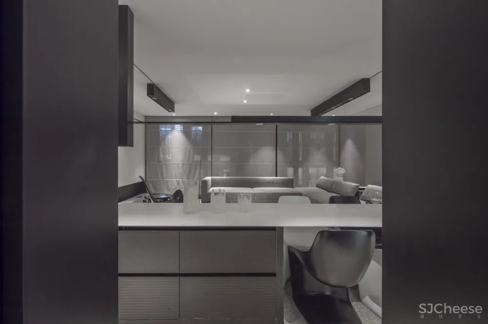 一然设计 | 黑白世界极简至极 首