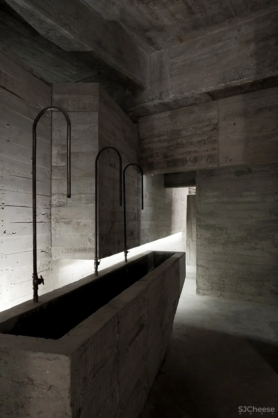 Foro Normandie地下夜店,墨西哥 / Ludwig Godefroy Office 首