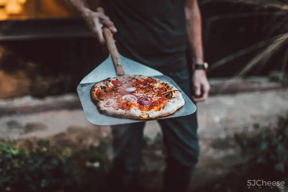 英国一对双胞胎兄弟自建优雅工业之家