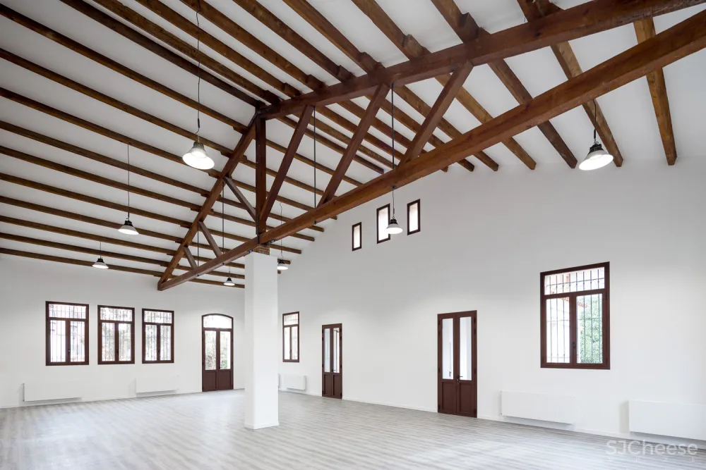 Joaquim Mir 校舍改造,巴塞罗那 / Carlos Rovira