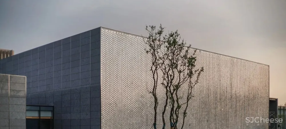 尚壹扬新作：解构的图书馆—— 绿城武汉凤起乐鸣销售中心