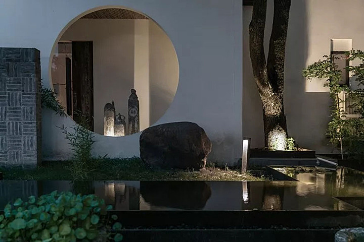 640.webp.jpg 荷木HEMU服装上海总部办公与展示空间设计 | 亿端国际设计