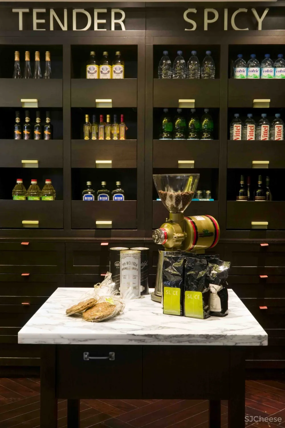 如恩 Slice Shops for Davis Laris