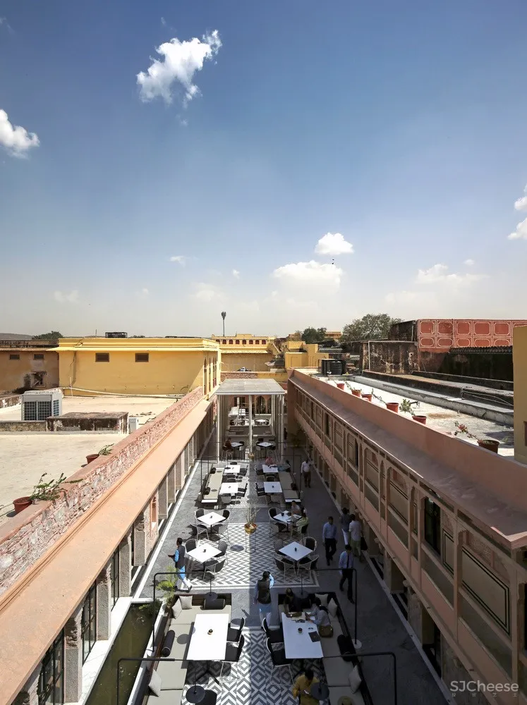 印度 Baradari 宫改造 / Studio Lotus 首