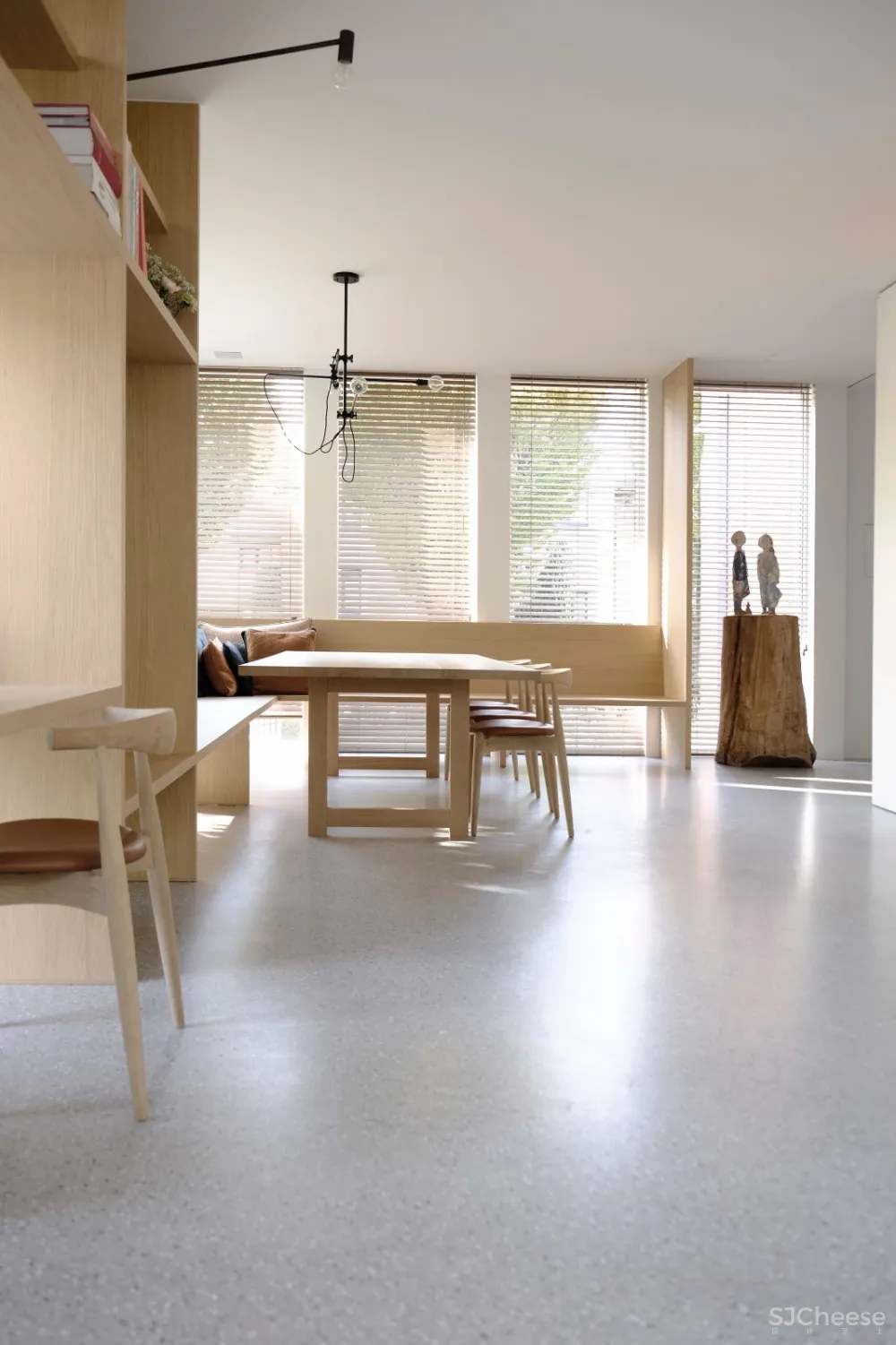 JS 住宅 | 石头与浅木的自然色调