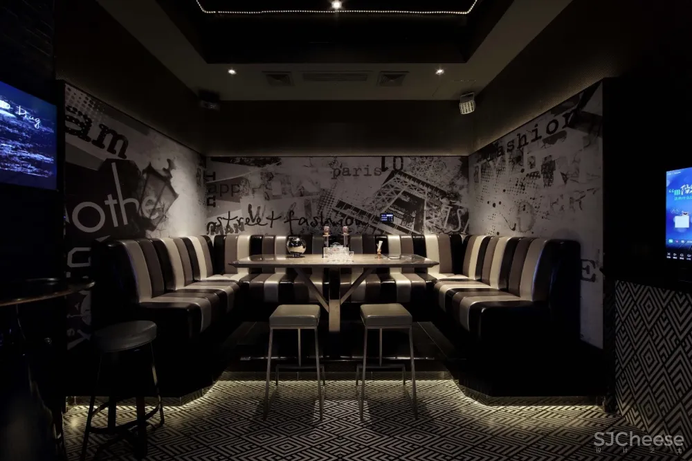 艺术潮流范——“砖”做KTV | 辛视设计